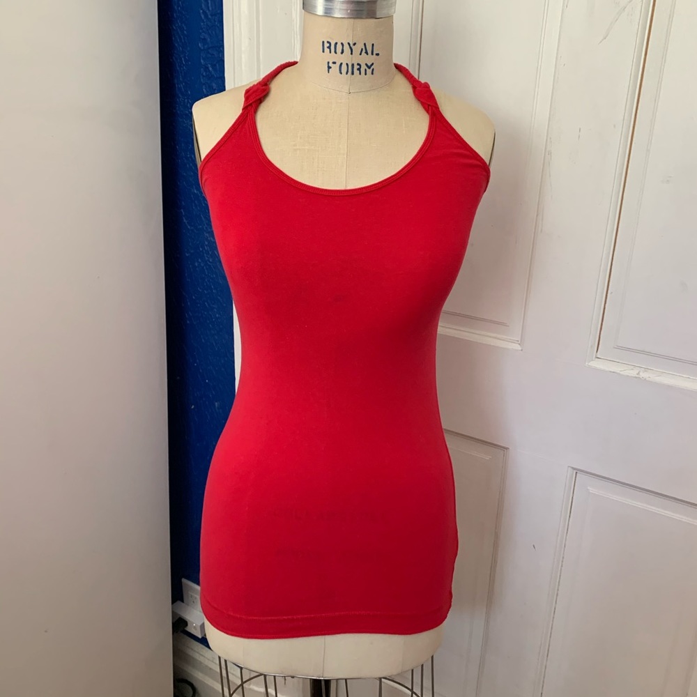 Red y- back tank